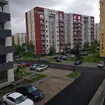 Avantgarden Brasov, Perfect - 1 *