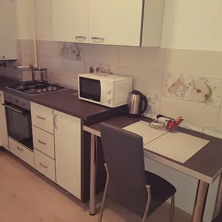 Avantgarden Brasov, Perfect - 1 * Brassó