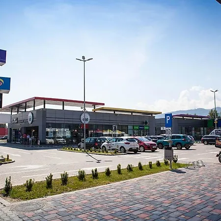 Avantgarden Brasov, Perfect - 1