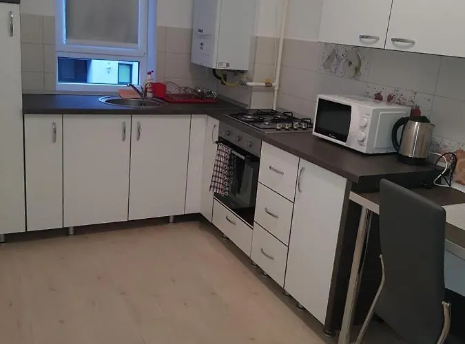 Avantgarden Brasov, Perfect - 1 Brasov